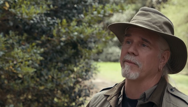 La estrella del rey tigre Doc Antle cree que Carole Baskin mató a su esposo Don Lewis

